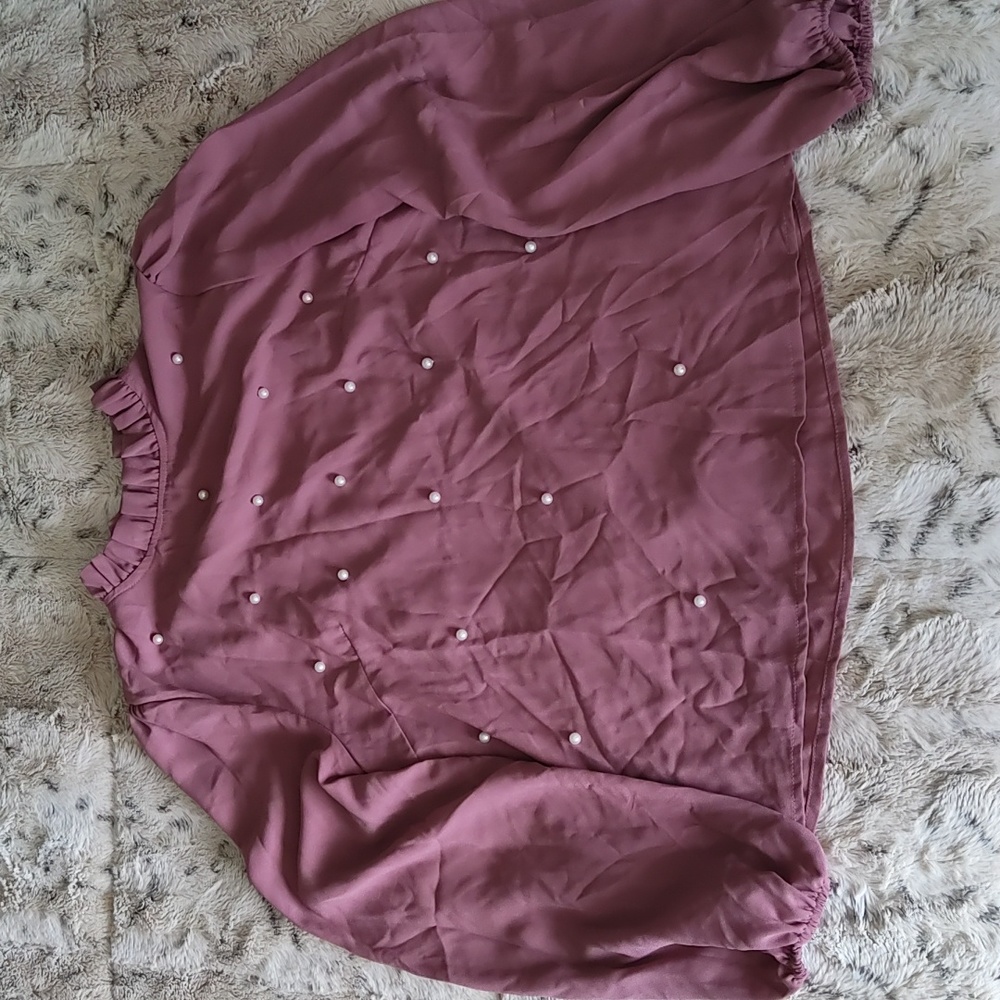 Mauve blouse with pearl beads